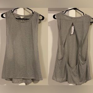Garage / Stripes Muscle Tank w/ Twisted / Size Medium